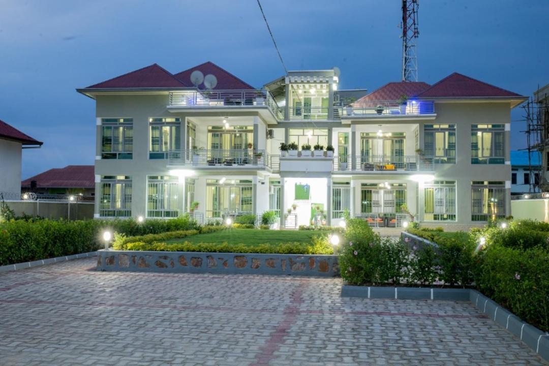 The City Block Apartment Buyumbura Exterior foto
