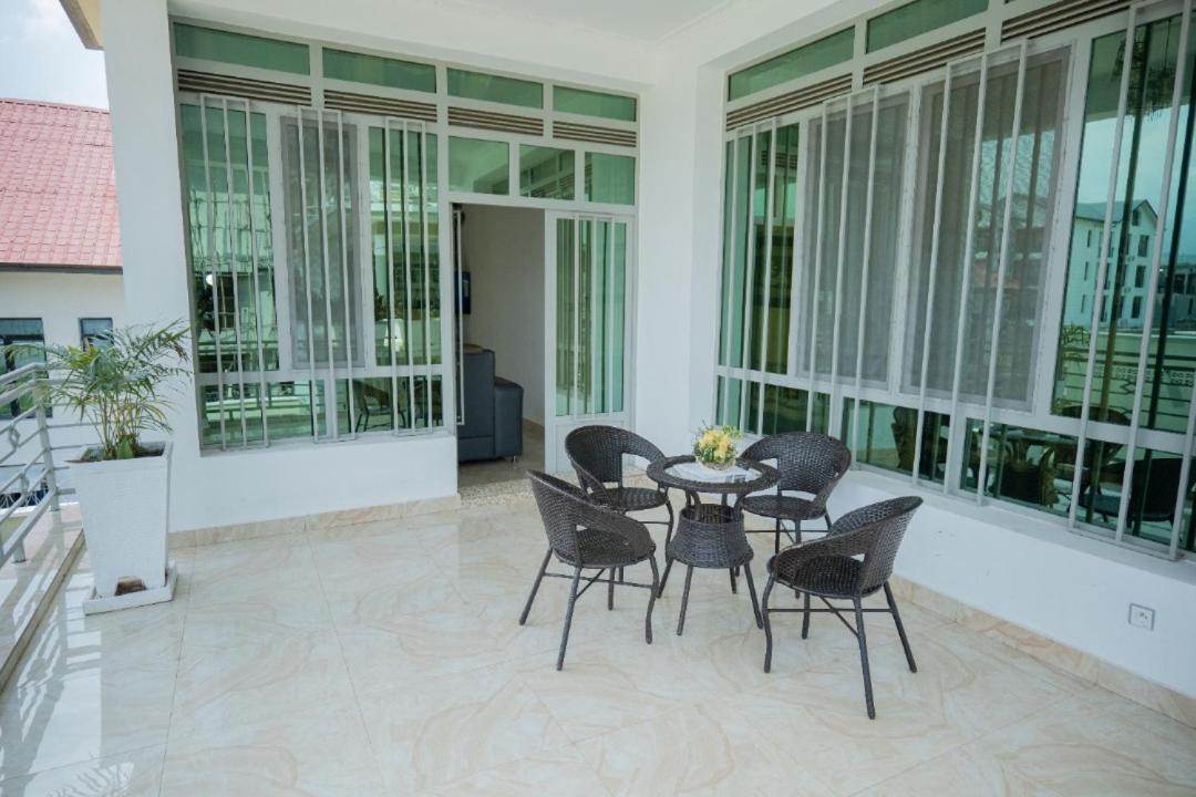 The City Block Apartment Buyumbura Exterior foto